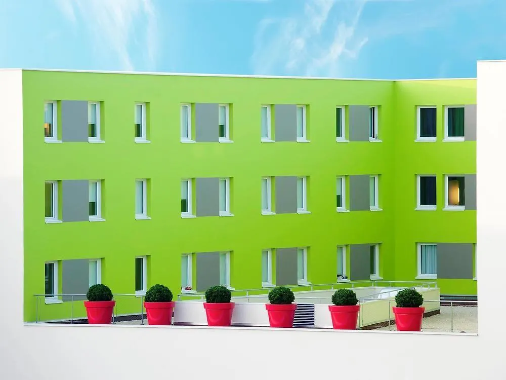 Hotel Ibis Styles Brest Centre Port
