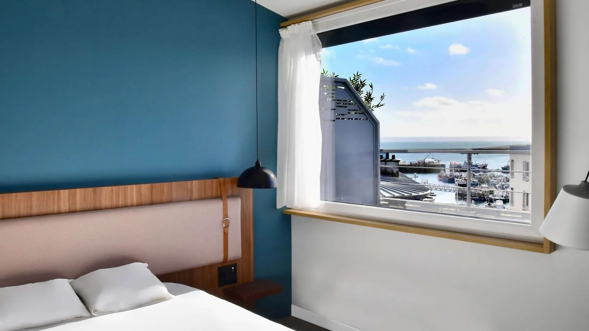 Hotel Ibis Styles Brest Centre Port 3*,