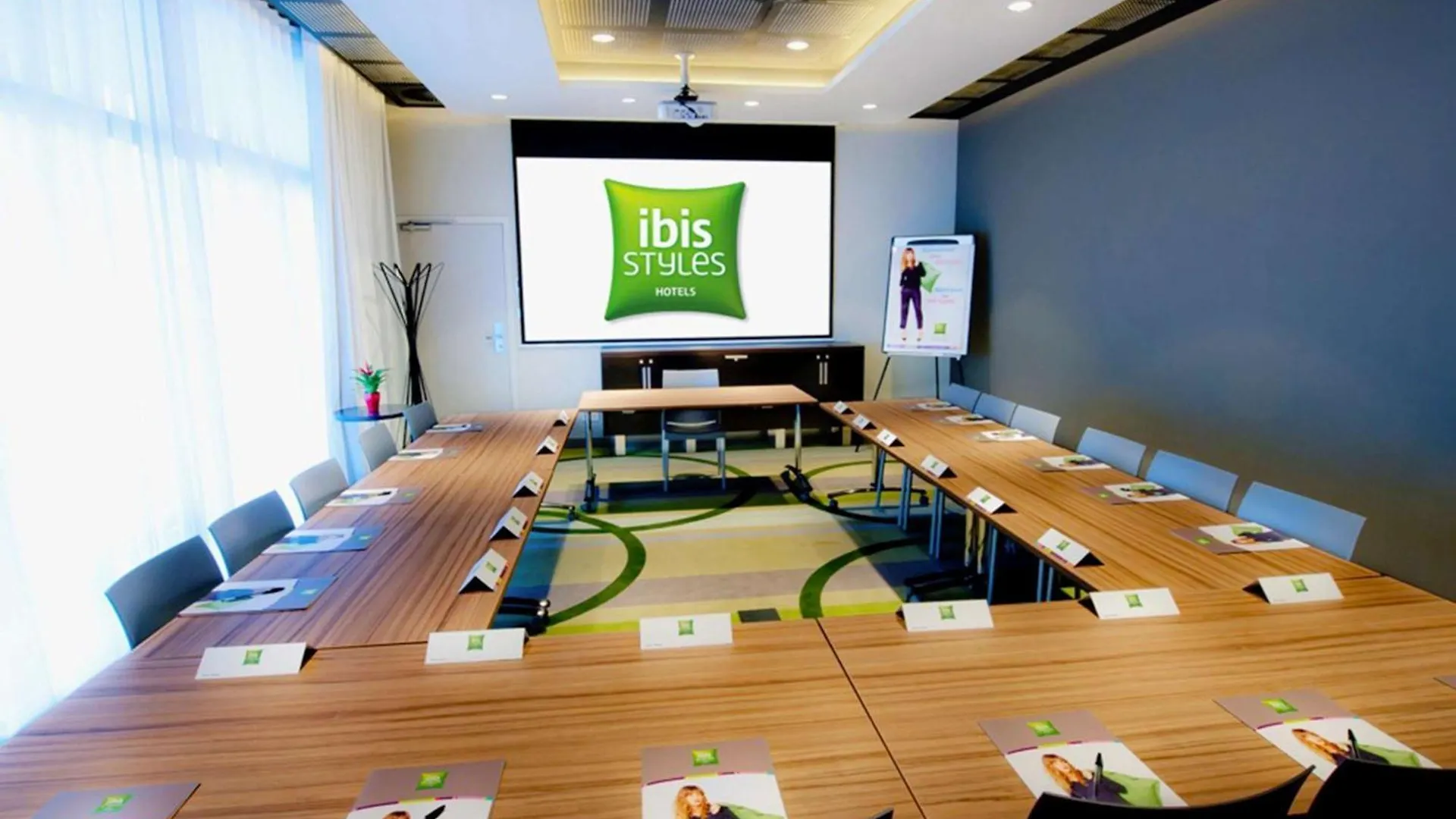 Hotel Ibis Styles Brest Centre Port 3*,