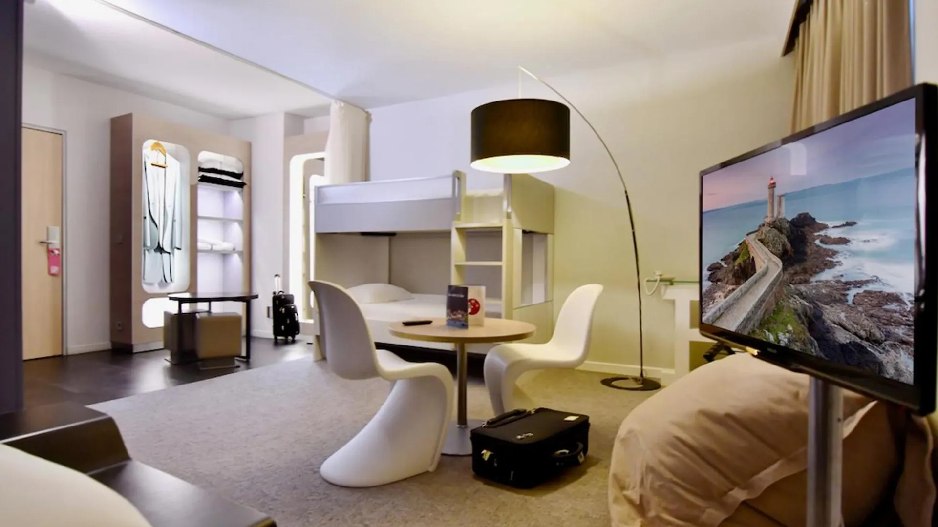 Ibis Styles Brest Centre Port Hotel 3*,  France