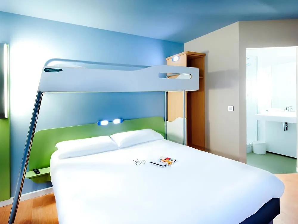 Ibis Styles Brest Centre Port Hotel