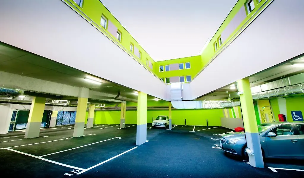 Ibis Styles Brest Centre Port Otel